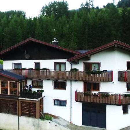 Pension Sonnleitner ハイリゲンブルート エクステリア 写真